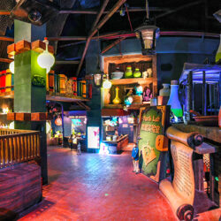 Smurfs_Theme_park_Gargamel-house_lowres
