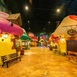 Smurfs_Theme_park_smurf_village_1_lowres